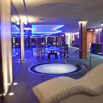 蒙塔涅萨峰spa酒店 酒店
