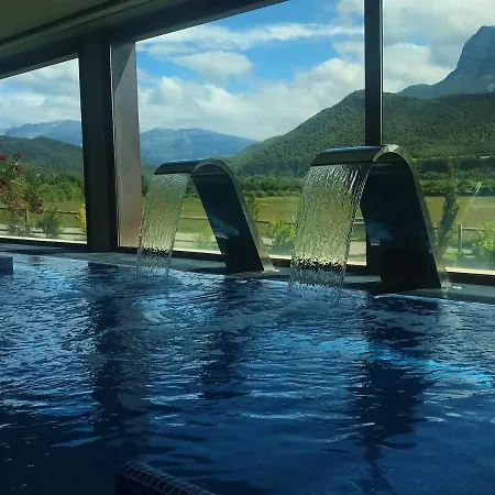 Hotel&spa Peña Montañesa 3*