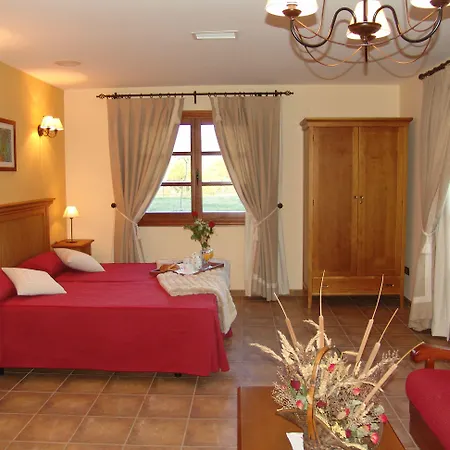 & Pena Montanesa 3* Ainsa