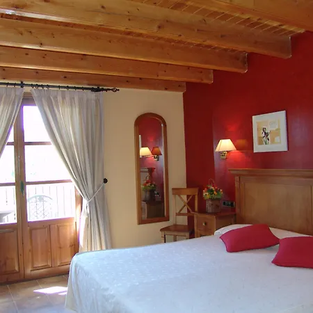 & Pena Montanesa Hotell