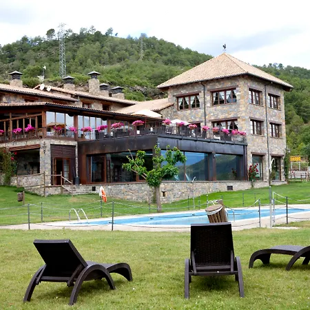 & Pena Montanesa 3* Ainsa