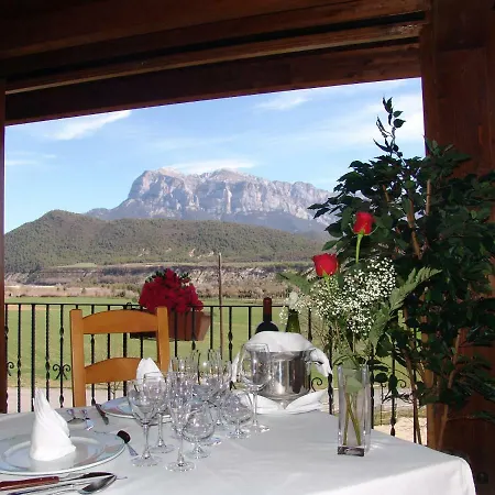 Hotel & Pena Montanesa 3*