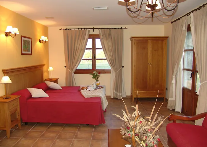 & Pena Montanesa 3* Aínsa