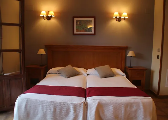 & Pena Montanesa Hotel