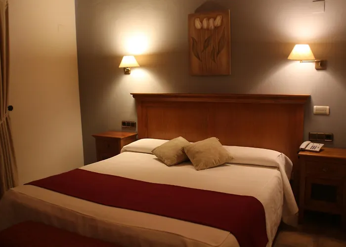 Hotel & Pena Montanesa Aínsa