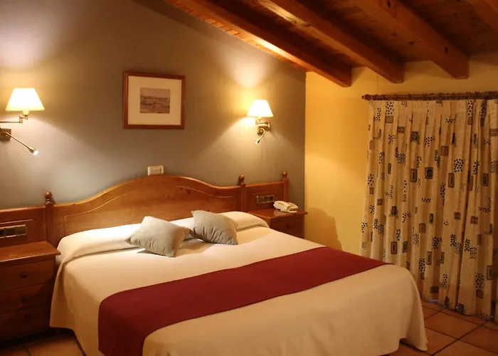 & Pena Montanesa Hotel