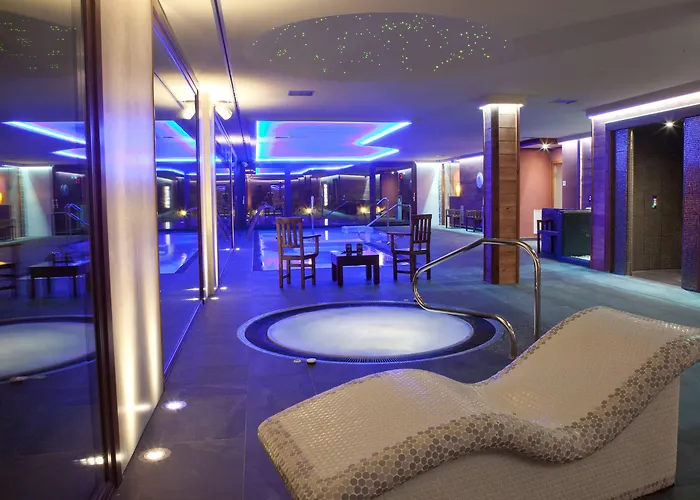 & Pena Montanesa Hotel