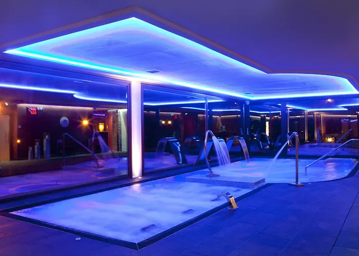 Hotel & Pena Montanesa